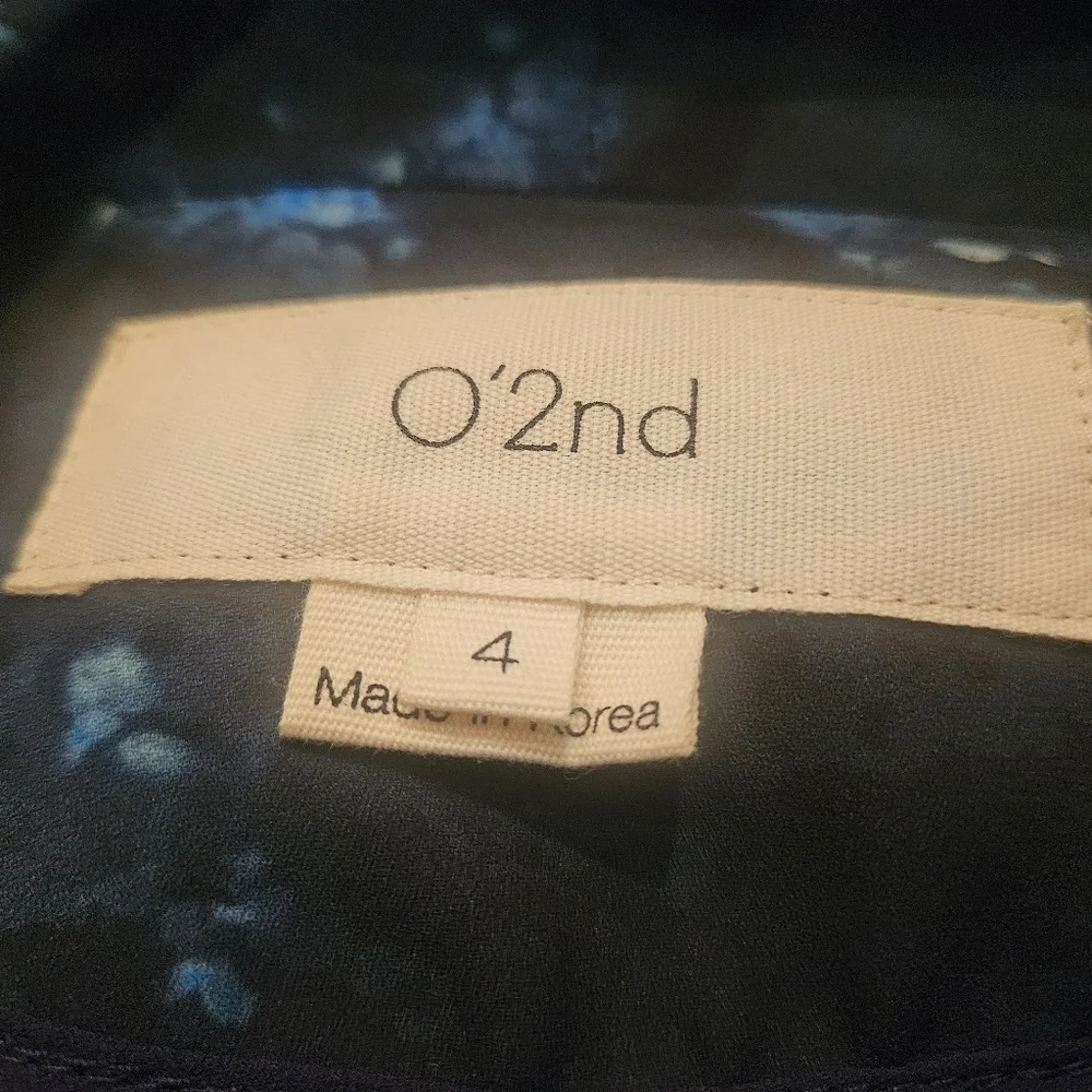 O'2nd‎ blazer size 4 - Picture 3 of 3